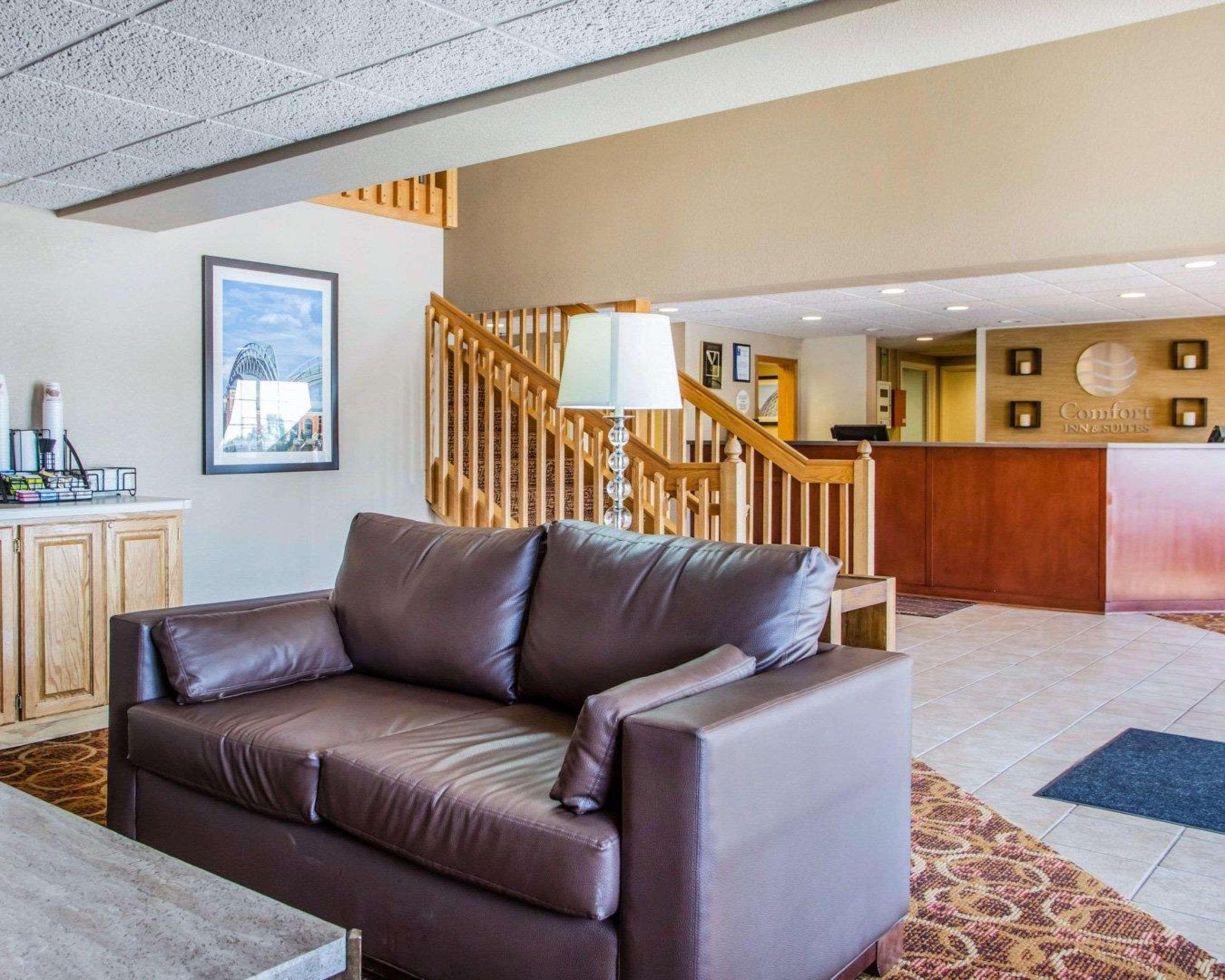 Comfort Inn & Suites Jackson - West Bend Dış mekan fotoğraf