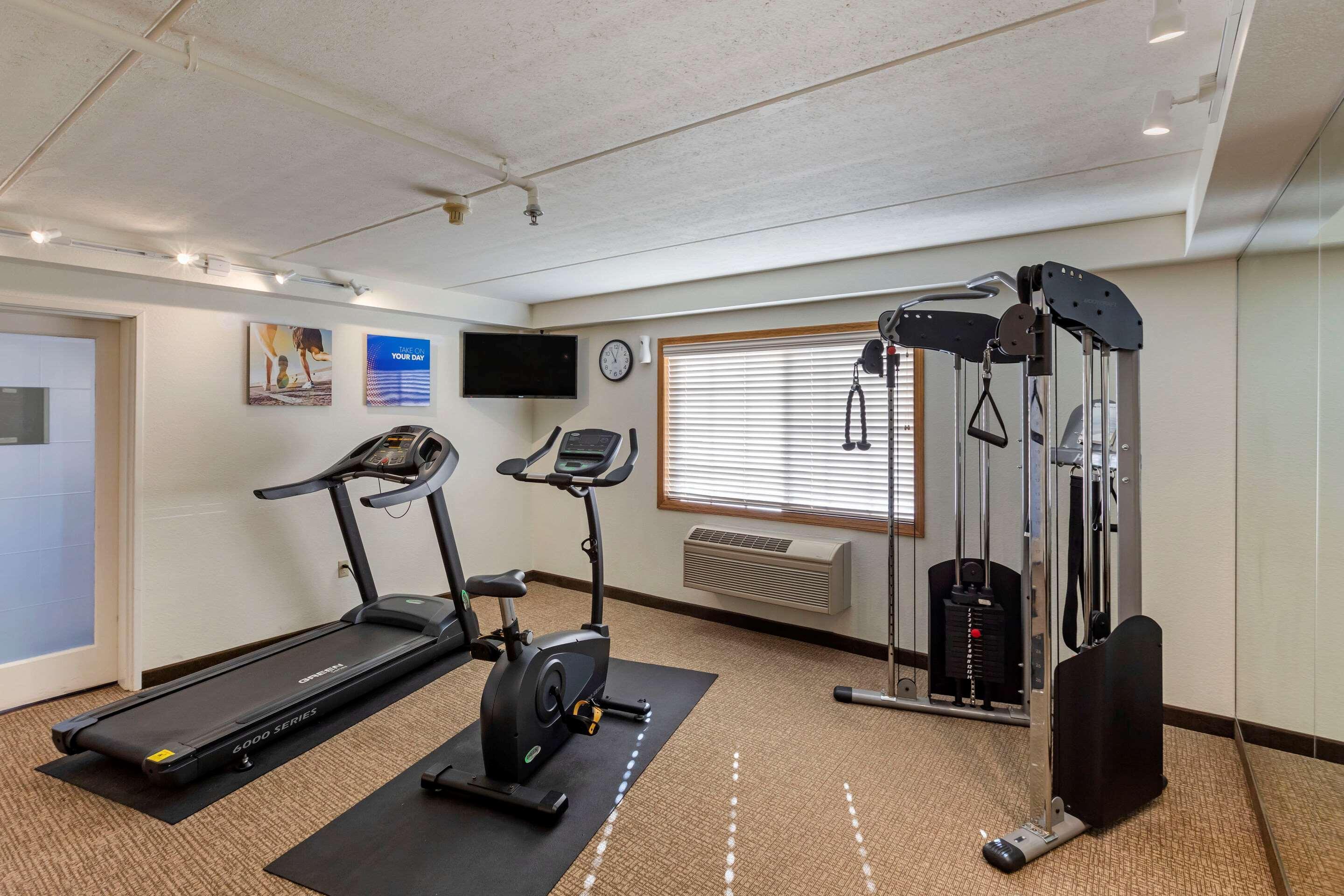 Comfort Inn & Suites Jackson - West Bend Dış mekan fotoğraf